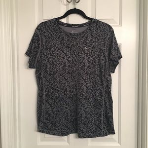 ✨SOLD✨  patterned Black and Grey Nike Shirt